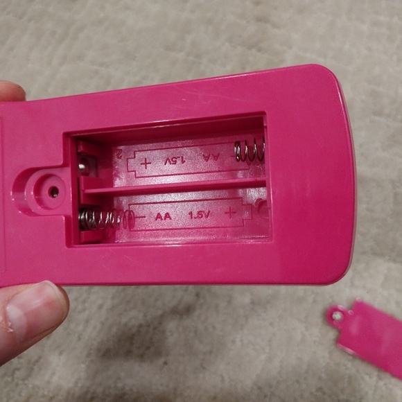 O2COOL Pink 9" Personal Fan Battery Operated with Clamp Clip & Adjustable Neck - Picture 6 of 6